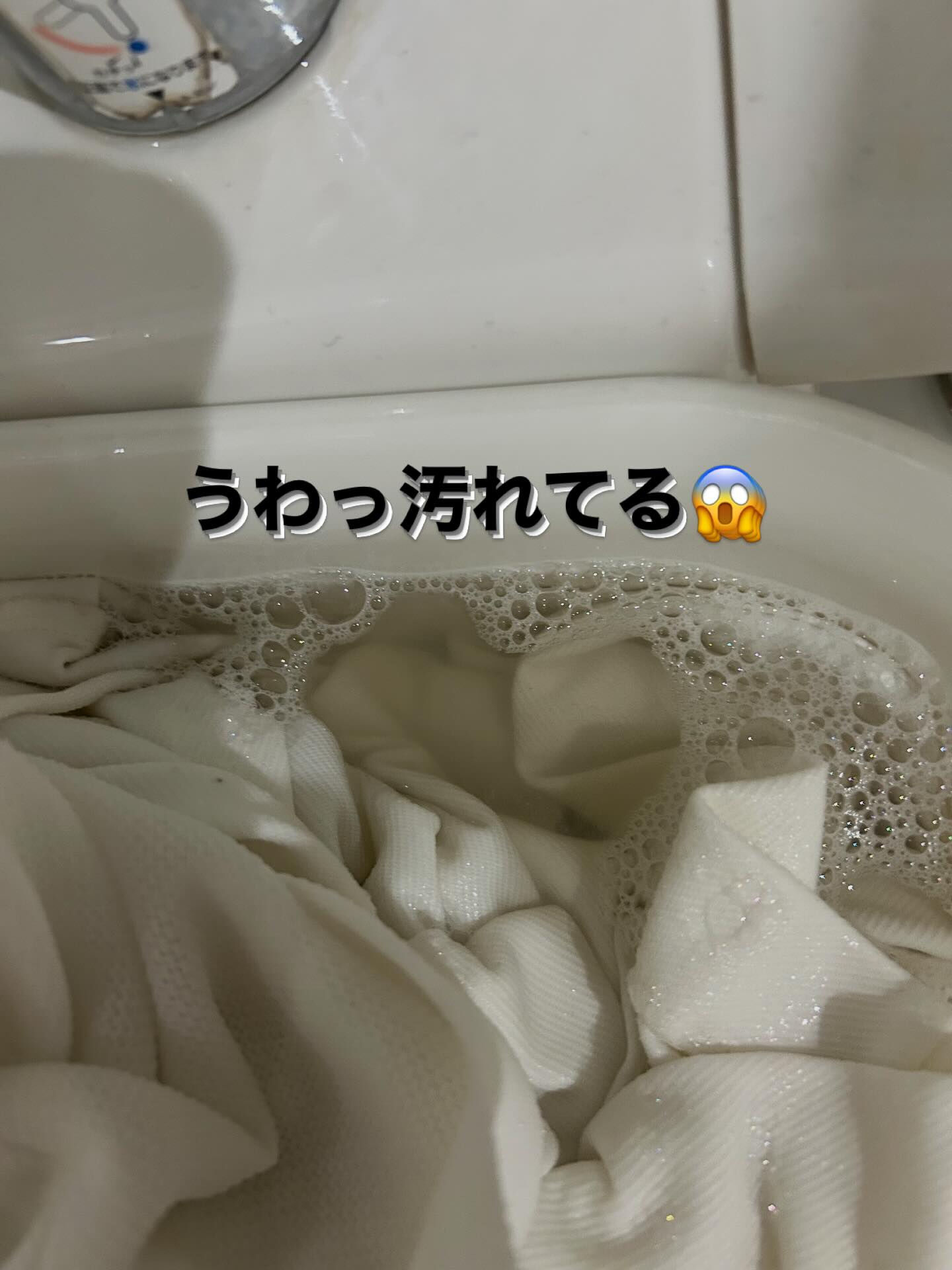 明るい服を着たくなる季節です